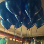 helium-ceiling-balloons-blue