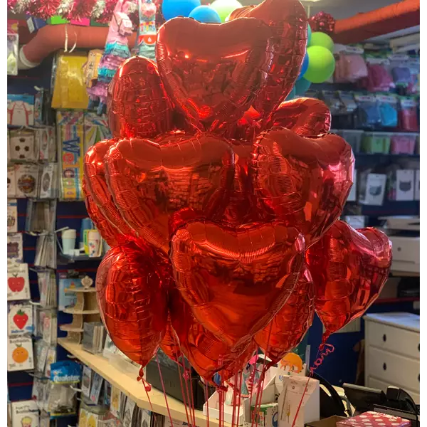heart-red-balloon-arrangement-helium